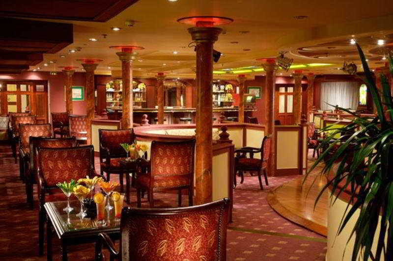 Lady Carol Nile Cruise Hotel Асуан Екстериор снимка