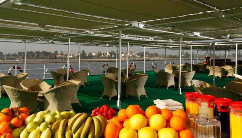 Lady Carol Nile Cruise Hotel Асуан Екстериор снимка